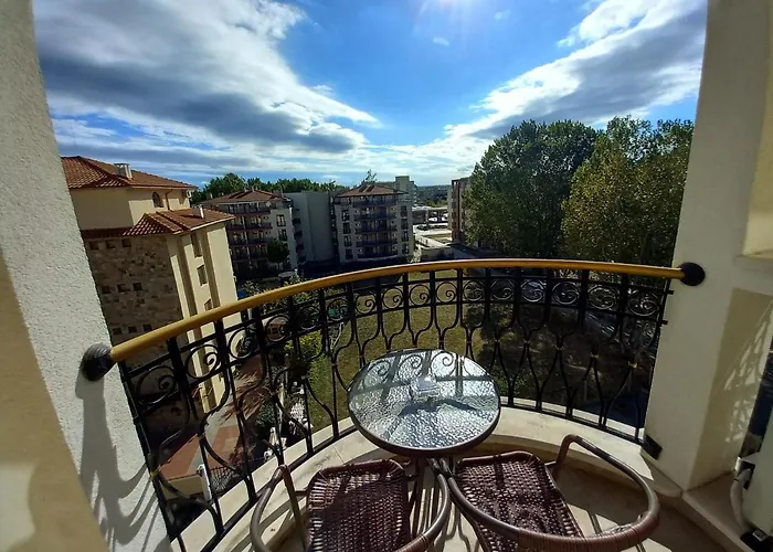 Harmony Grand 11 Private 616 *