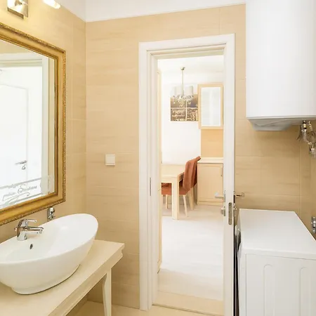 Harmony Grand 11 Private 616