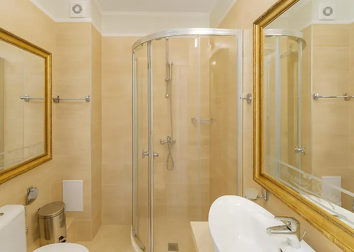 Harmony Grand 11 Private 616 *